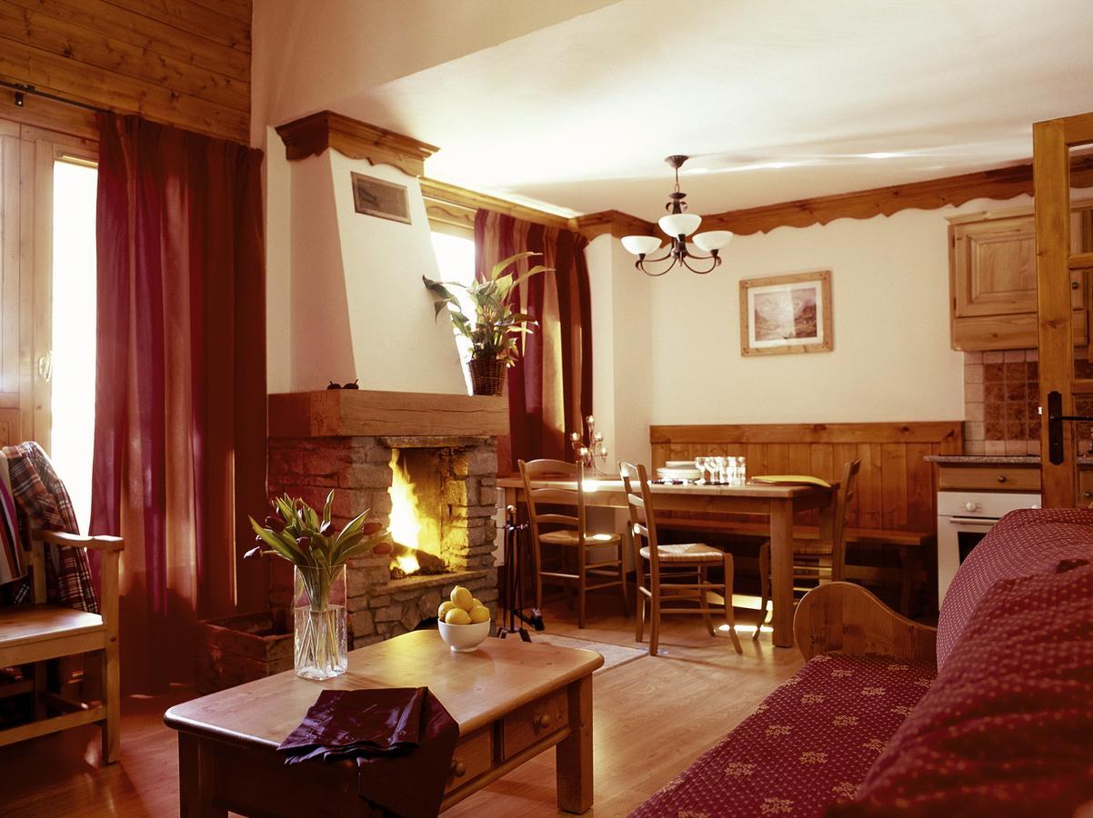 Chalet Des Neiges Oz En Oisans オーズ エクステリア 写真